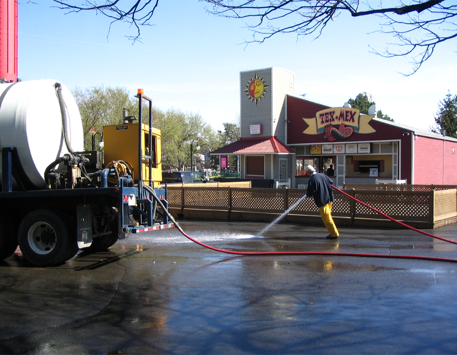 Arrosage - Services d'été avec Multi Routes Inc.